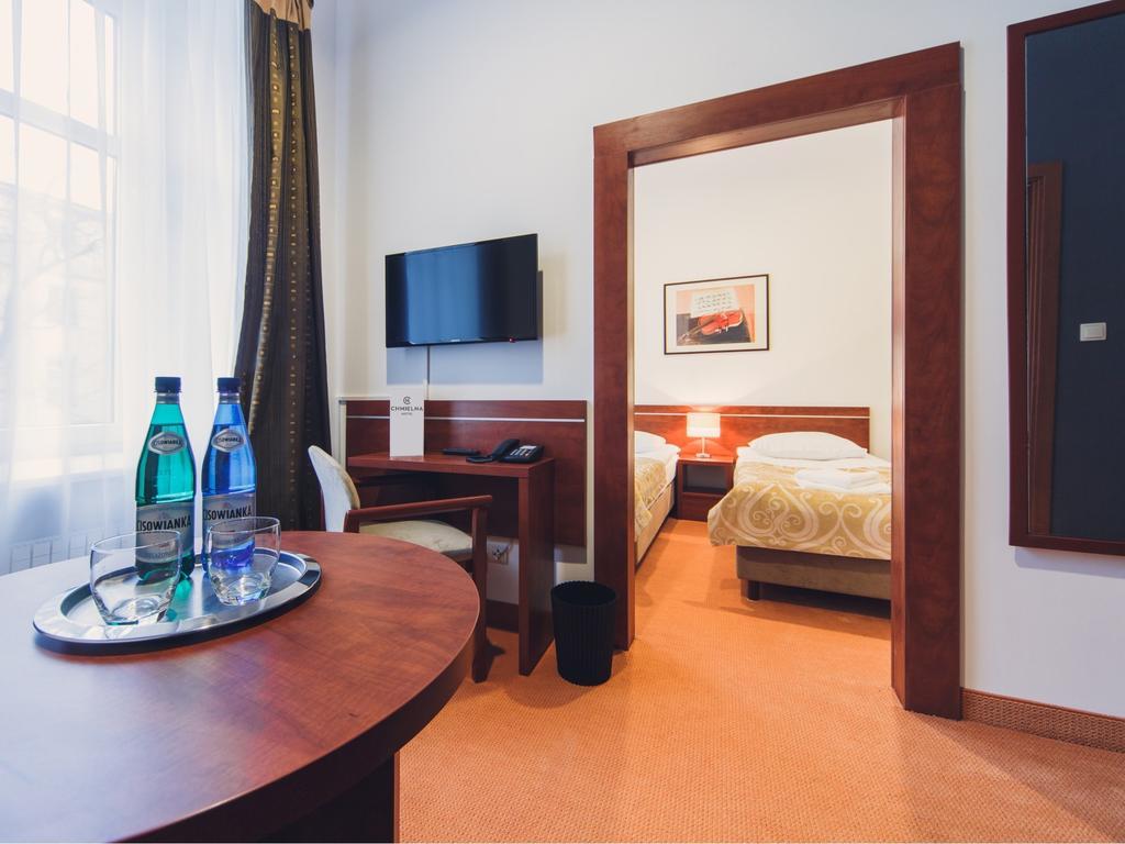 Hotel Chmielna Warsaw Room photo